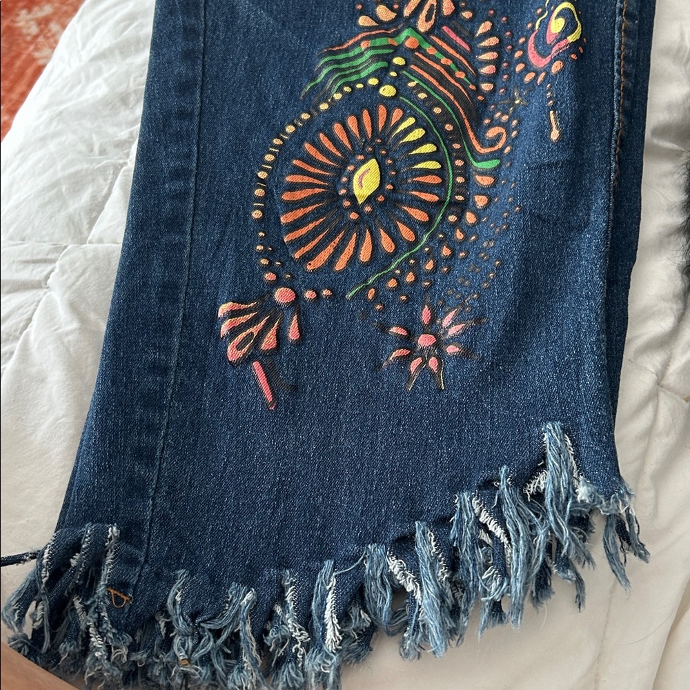 NWT URSIME Denim Blue Jeans w/Colorful Embroidery and Ankle Fraying Pockets - Picture 5 of 5